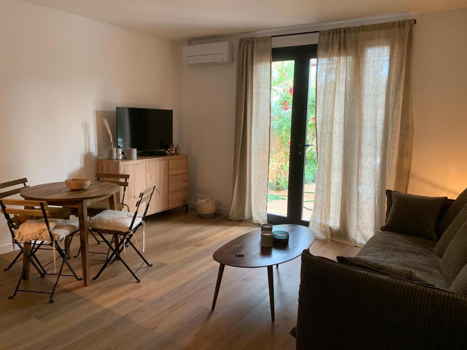 Petite Maison Cocooning A Les Mimosas