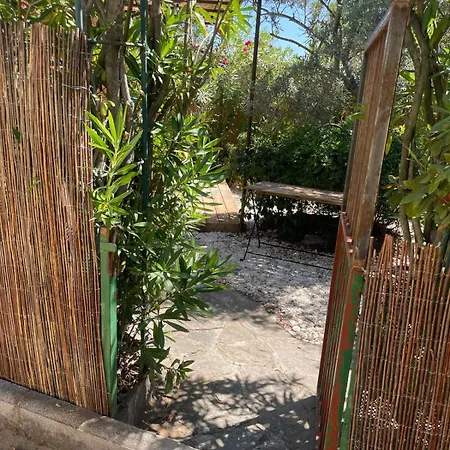 Petite Maison Cocooning A Bormes Les Mimosas Exterior photo
