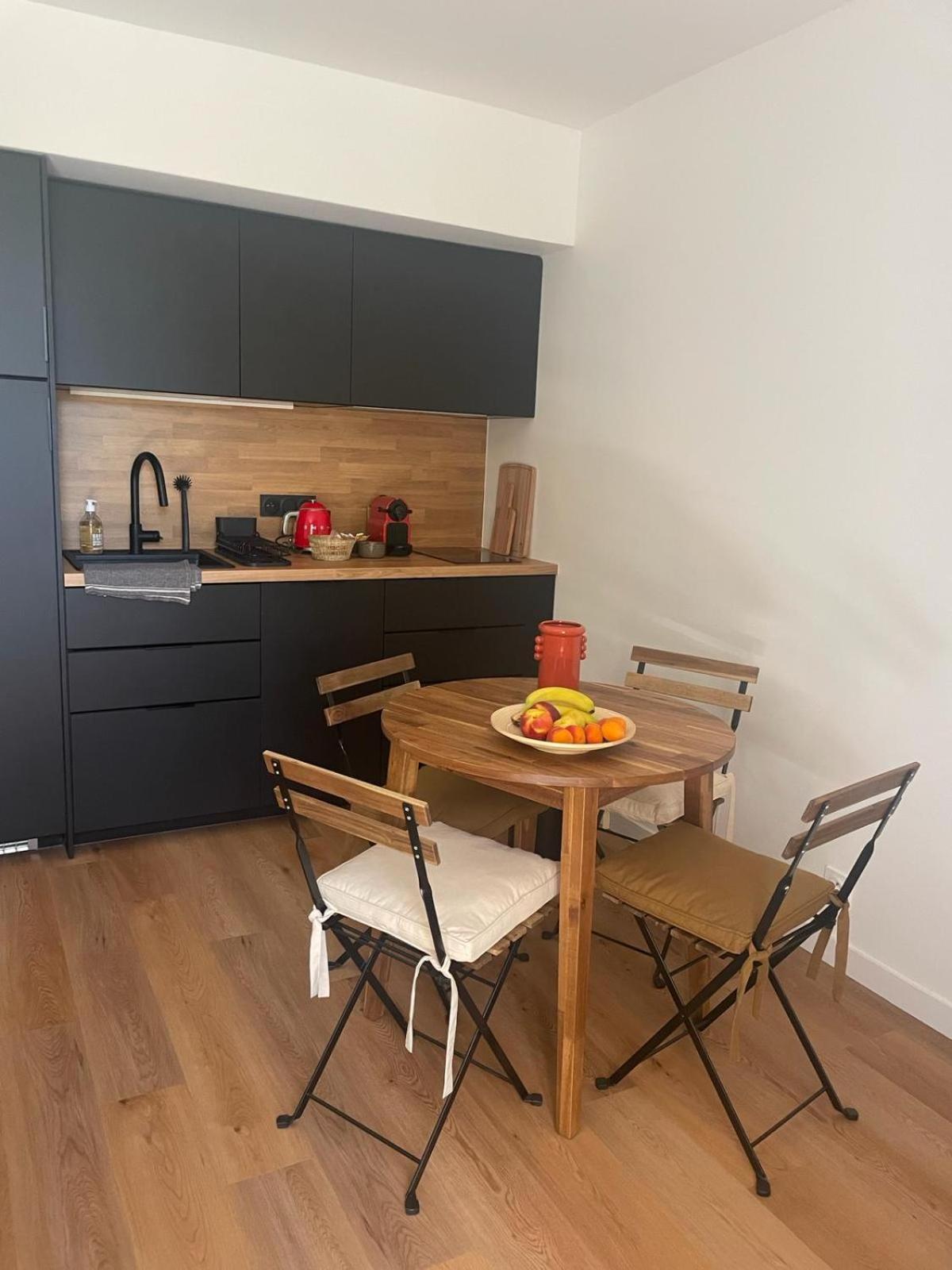 Petite Maison Cocooning A Les Mimosas Vakantiehuis *